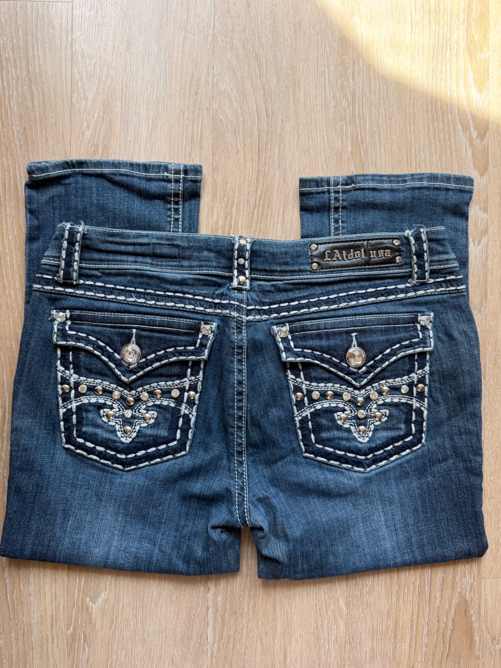 Y2K Capris Vintage LA Idol Dark Blue Embellished Back Pocket Jeans